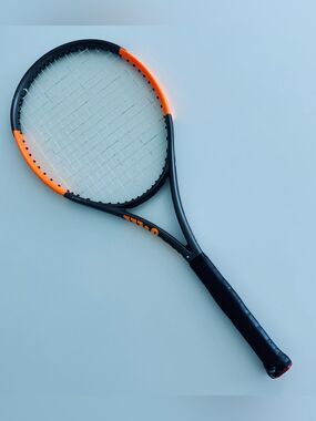 Tennis Racket Wilson Burn v2.0 Size 0 Grip 100 sq in 9.9 oz